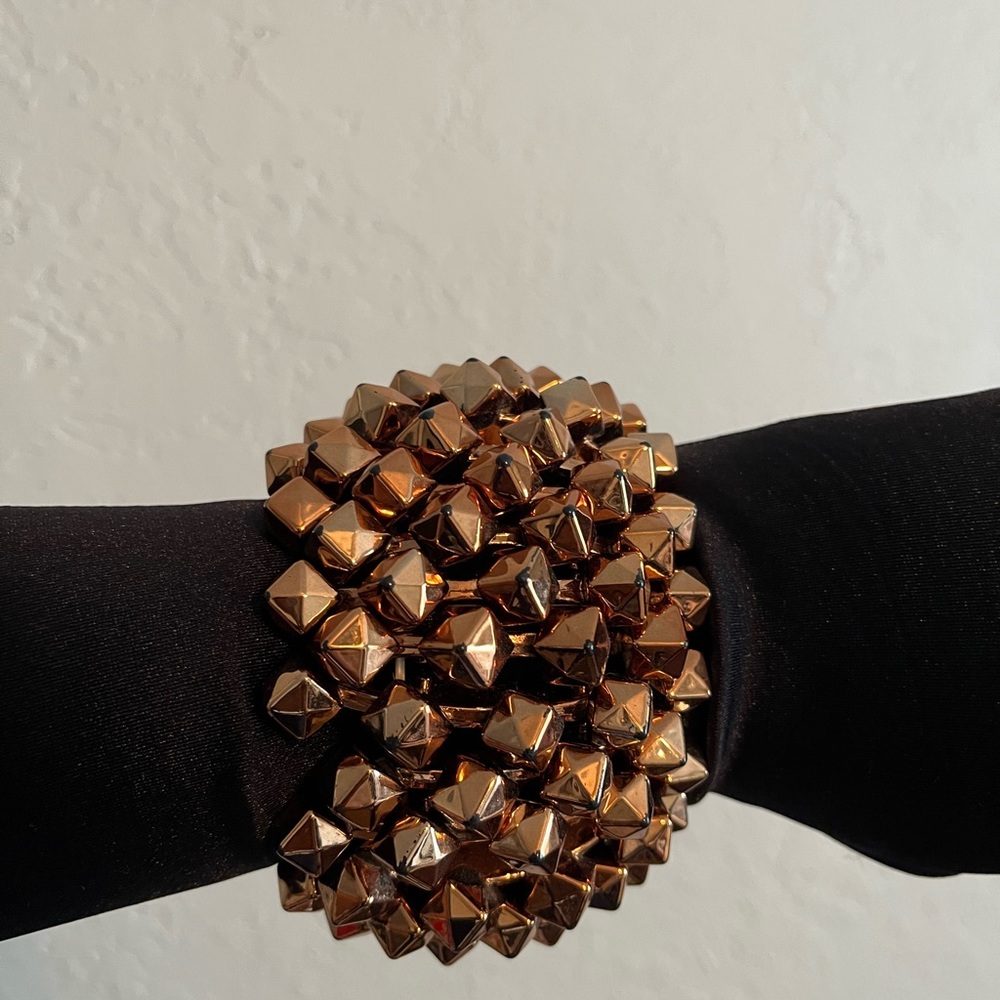 Costume jewelry bracelet sets